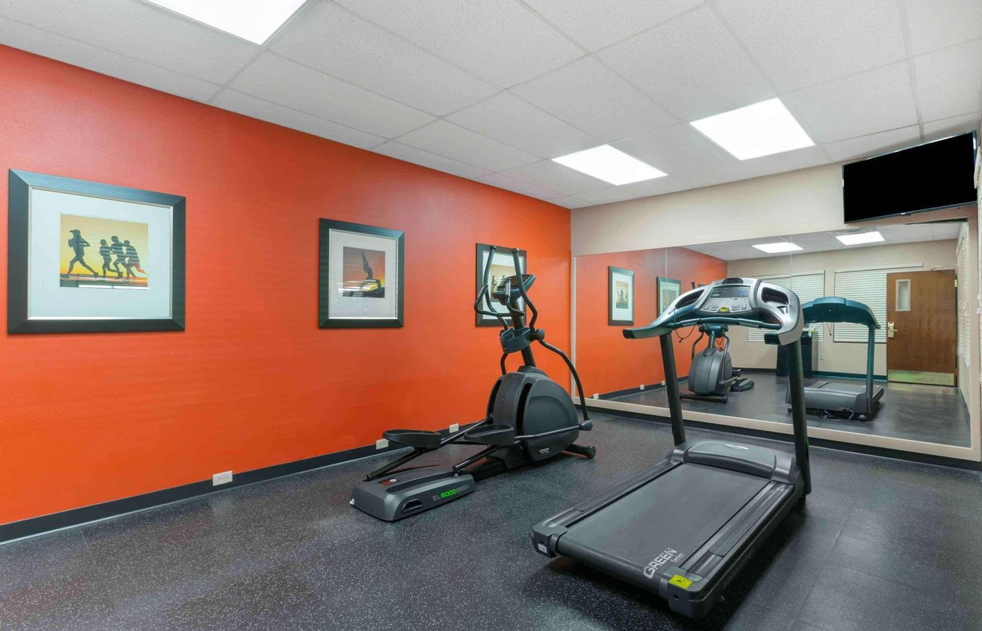 Extended Stay America Suites - Findlay - Tiffin Avenue Exteriör bild