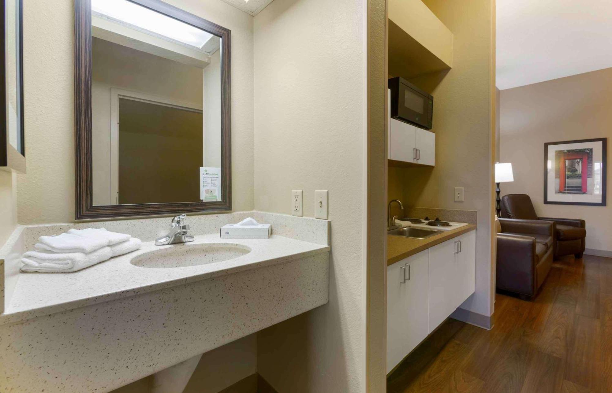 Extended Stay America Suites - Findlay - Tiffin Avenue Exteriör bild